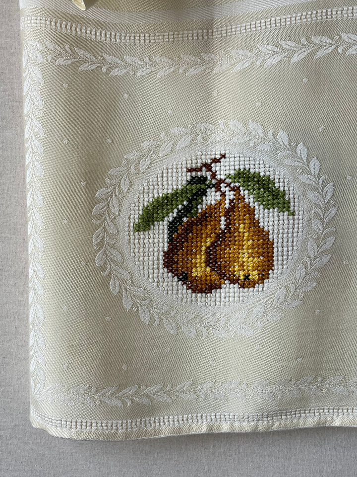 Pear Damask