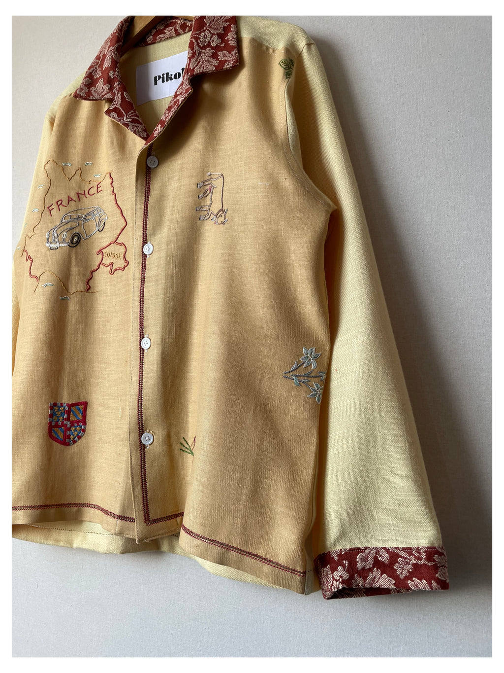French Curtain
