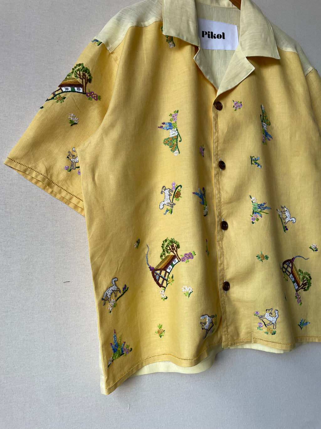 Country Houses - Yellow