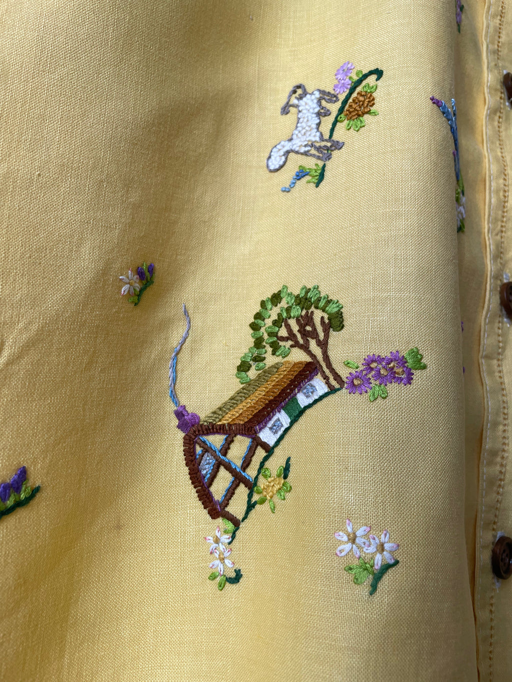 Country Houses - Yellow