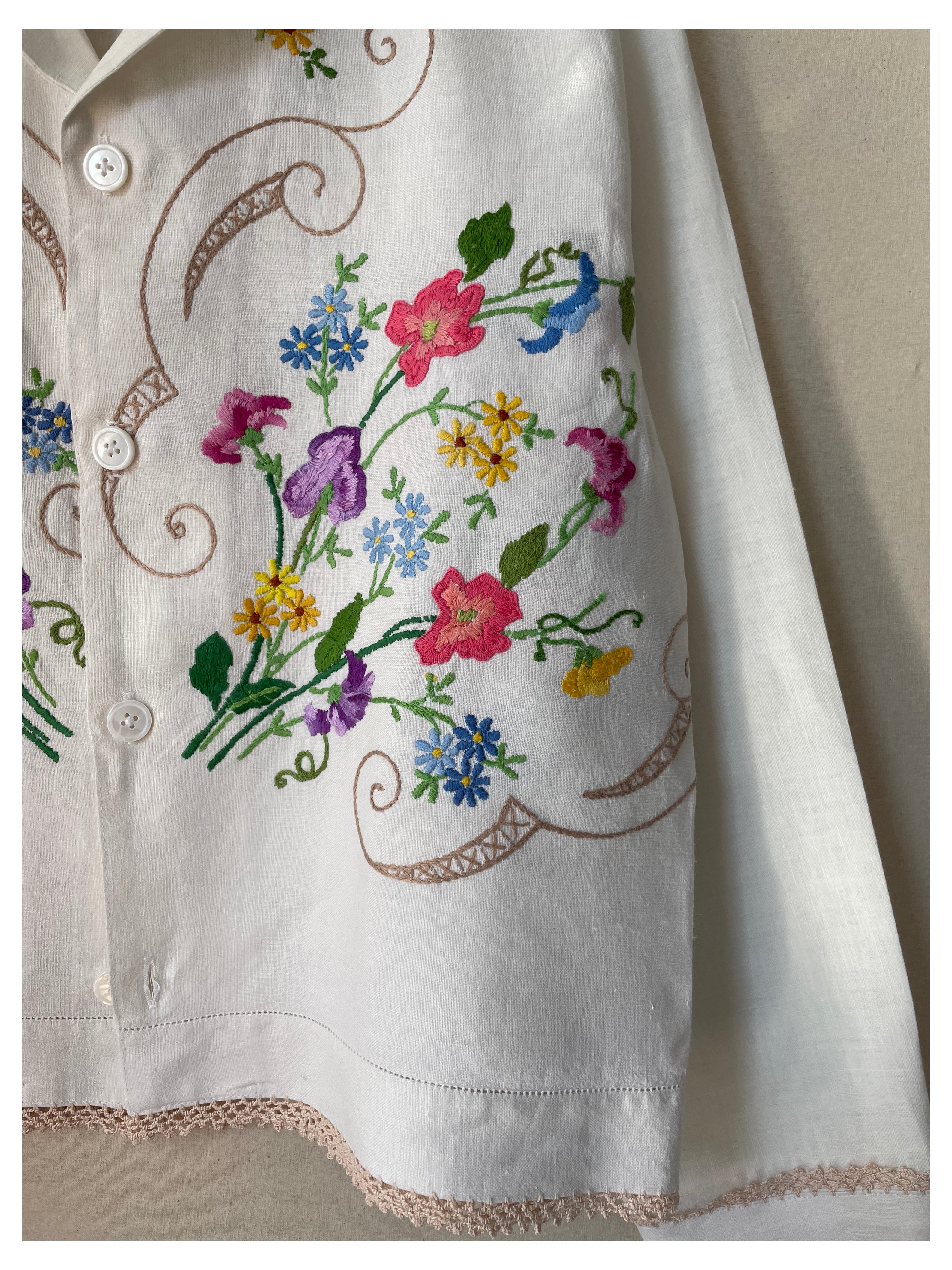 Antique Cropped Floral